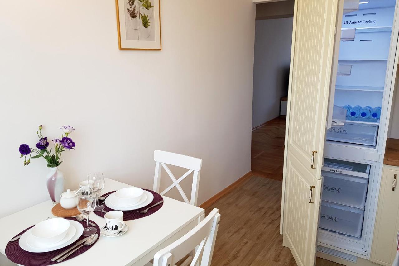Nowowiejskiego Apartment *